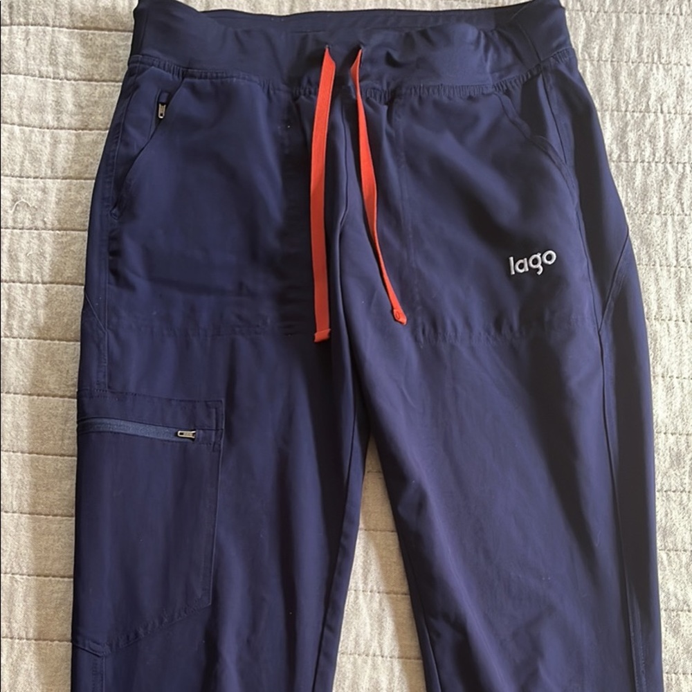 Lagos Scrub Set